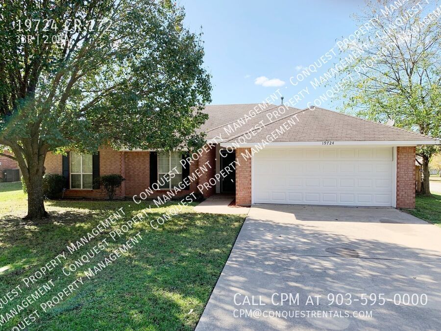 Beautiful 3 Bedroom, 2 Bath Home in Flint!