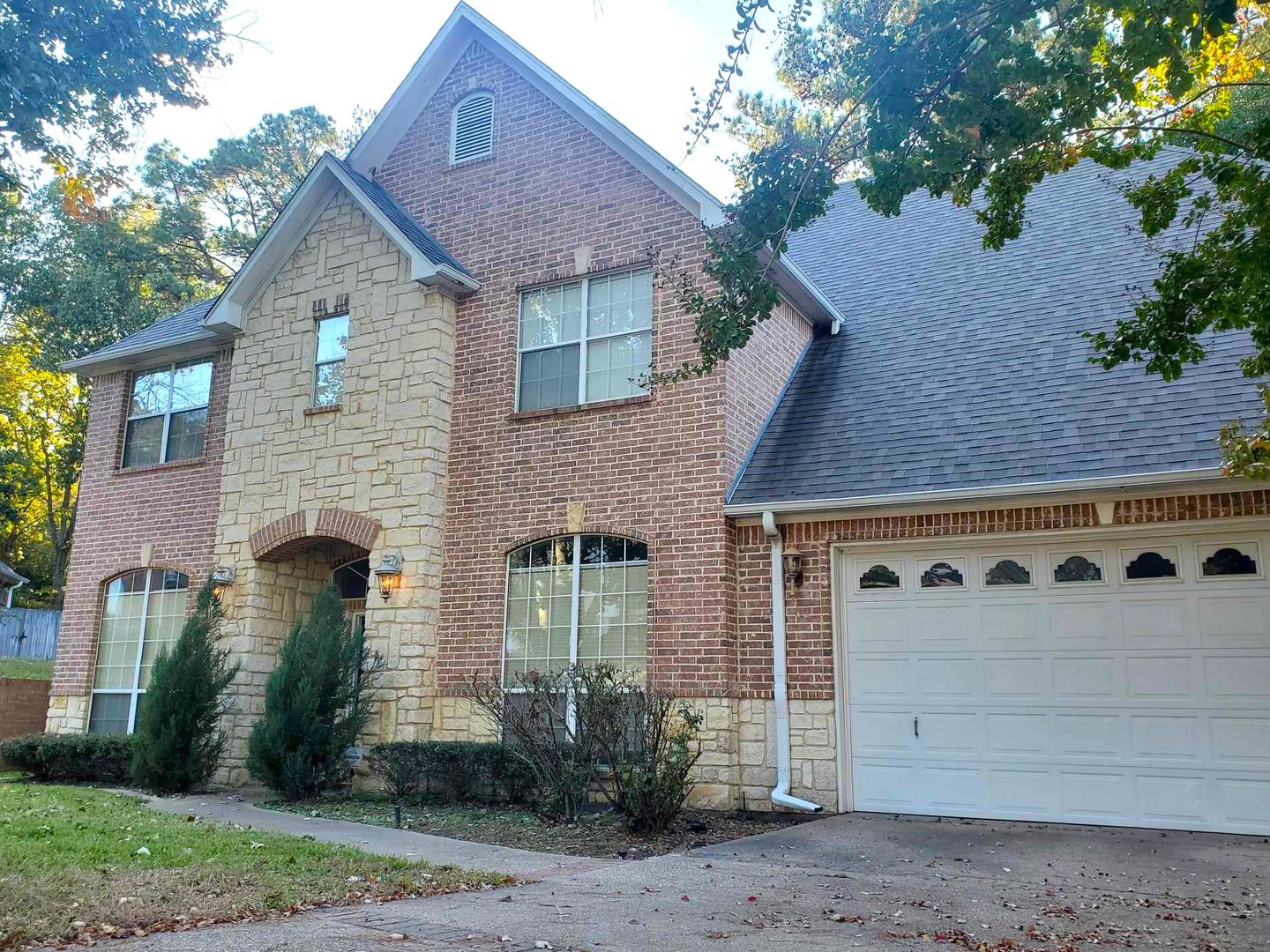 Coming Soon!!! South Tyler, Stunning 4 Bedroom. 3.5 Bath Home Available 6/6.