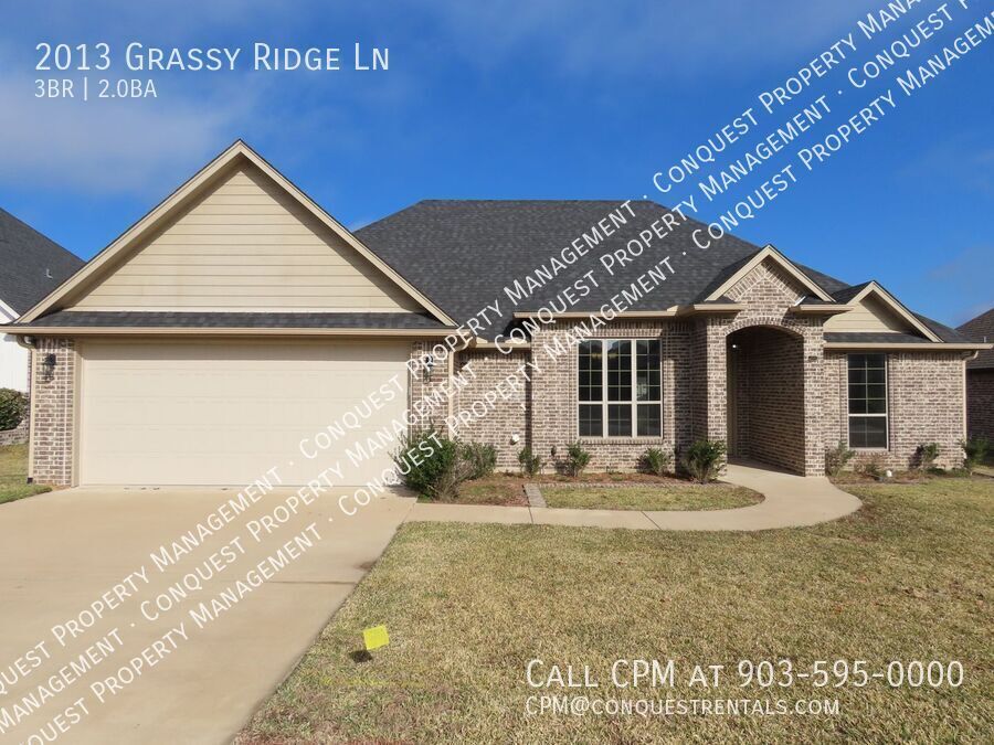 Gorgeous 3 Bedroom, 2 Bath Home in South Tyler! Tyler ISD: Jack Elementary